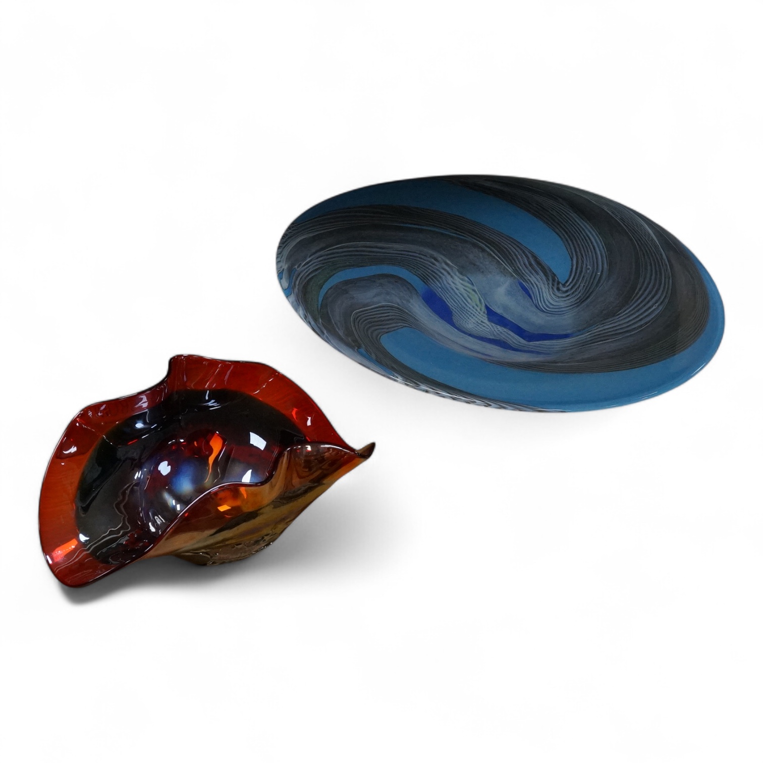 A large Svaja art glass dish and another, largest 51cm diameter